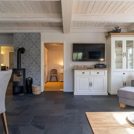 Reetdachhaus Steuerbord & Backbord Reetdachhaus Sandhus Steuerbord Sankt Peter-Ording