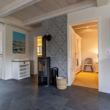 Reetdachhaus Steuerbord & Backbord Reetdachhaus Sandhus Steuerbord * Sankt Peter-Ording