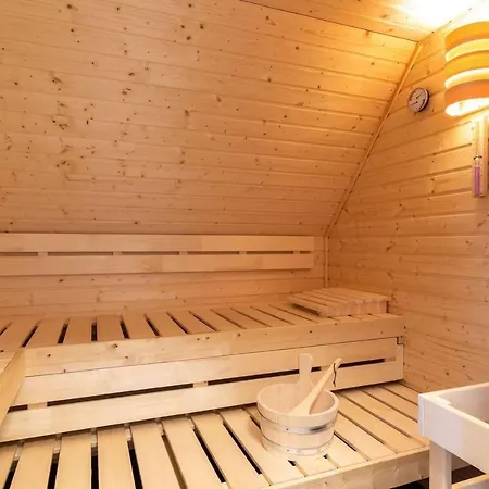 Reetdachhaus Steuerbord & Backbord Reetdachhaus Sandhus Steuerbord * Sankt Peter-Ording